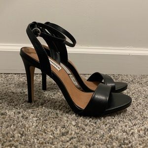 Brand new Steve Madden black heels!